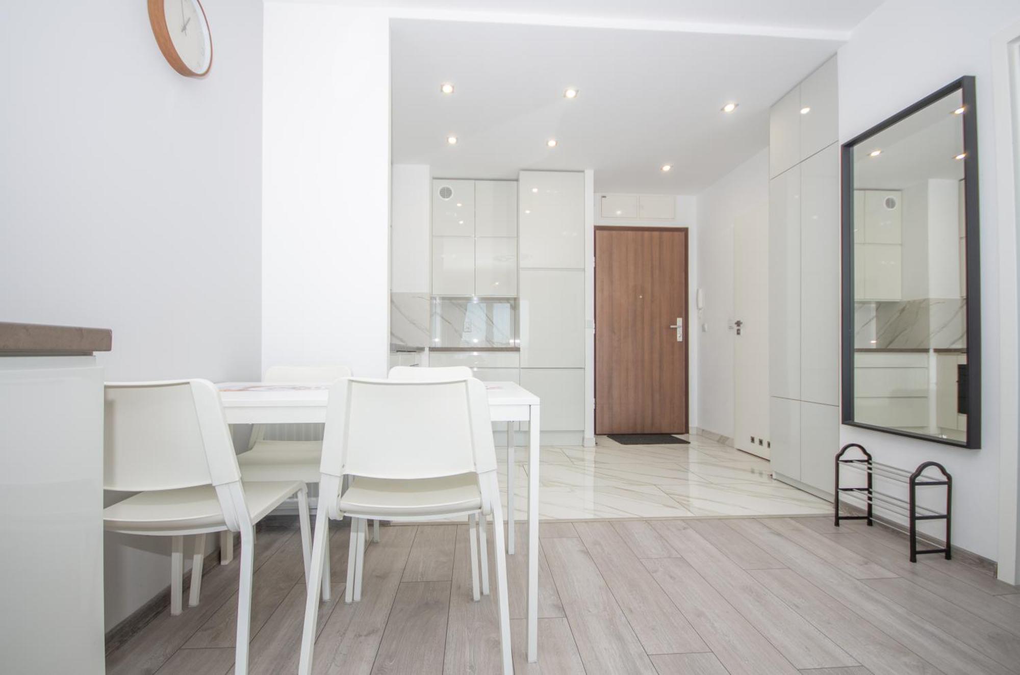 Inpoint Zablocie Modern Apartments For Work&Travel Cracóvia Exterior foto